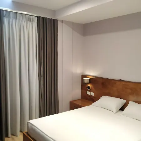 Pelikan Otel 3*
