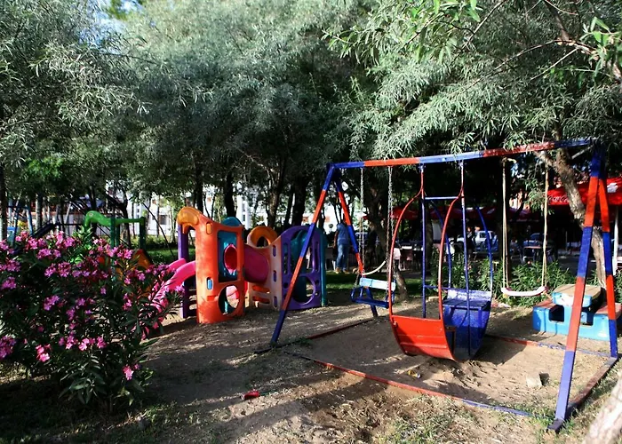 Hotel Pelikan Divjake